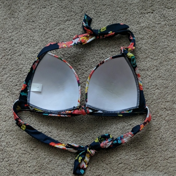 Floral bikini top - Picture 2 of 3